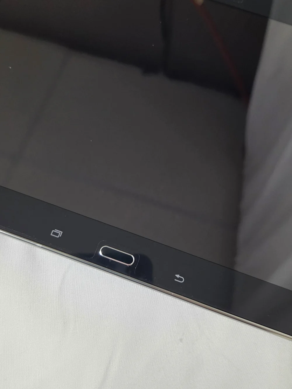 Samsung Galaxy Tab 4 SM-T537V - Black 10.9” - 16GB + 4G LTE - Good Condition